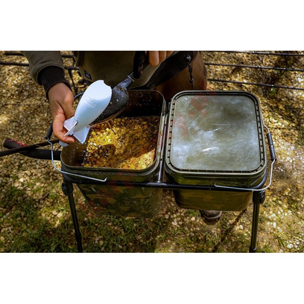 Stojak na wiadro podwójny - double bucket stand kit