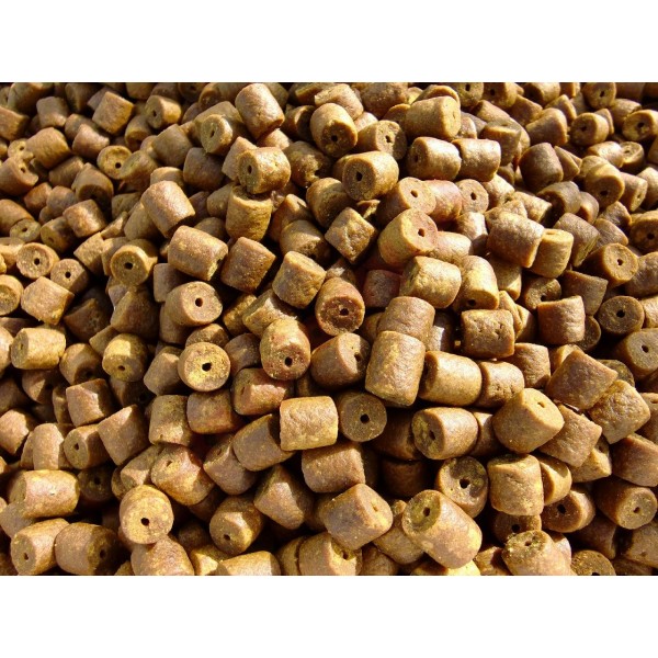 Pellet kukurydza 12mm z otworem 1kg